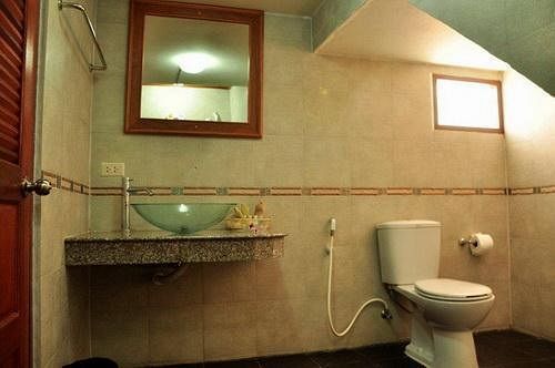 Baan Chayna Hotel Bang Tao Plajı Dış mekan fotoğraf