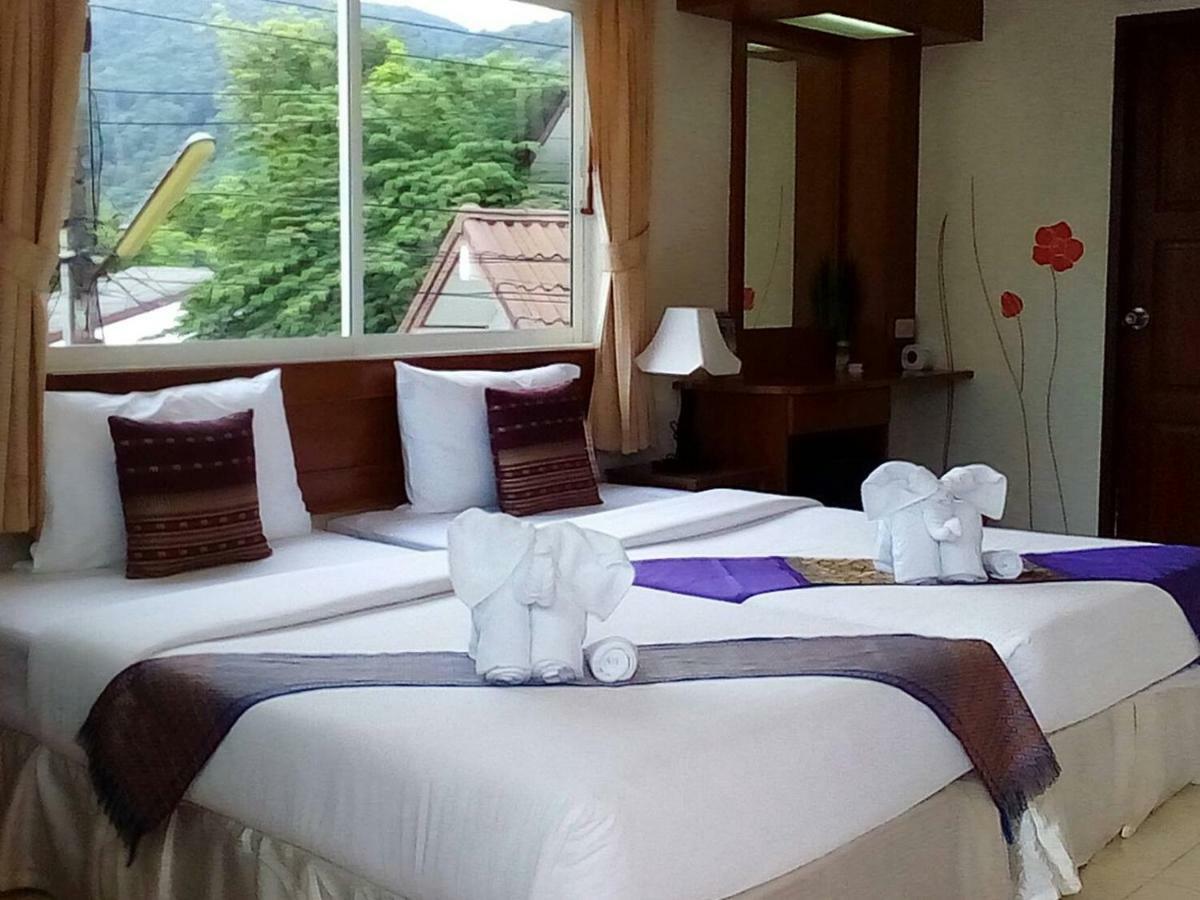 Baan Chayna Hotel Bang Tao Plajı Dış mekan fotoğraf