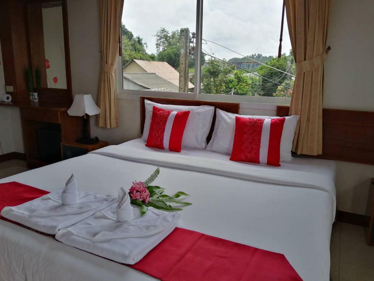 Baan Chayna Hotel Bang Tao Plajı Dış mekan fotoğraf